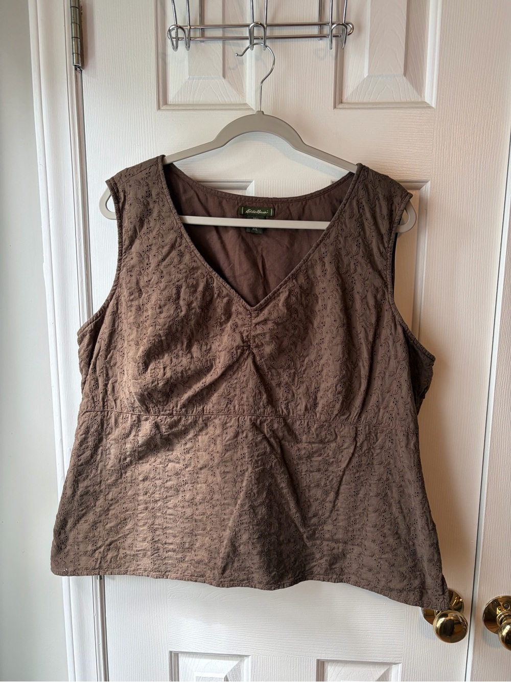 Eddie Bauer Brown Textured Eyelet V-Neck Tank Top